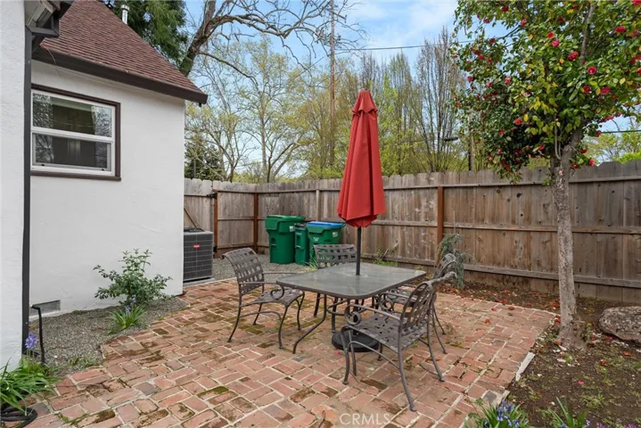 897 E 7th Street, Chico, California 95928