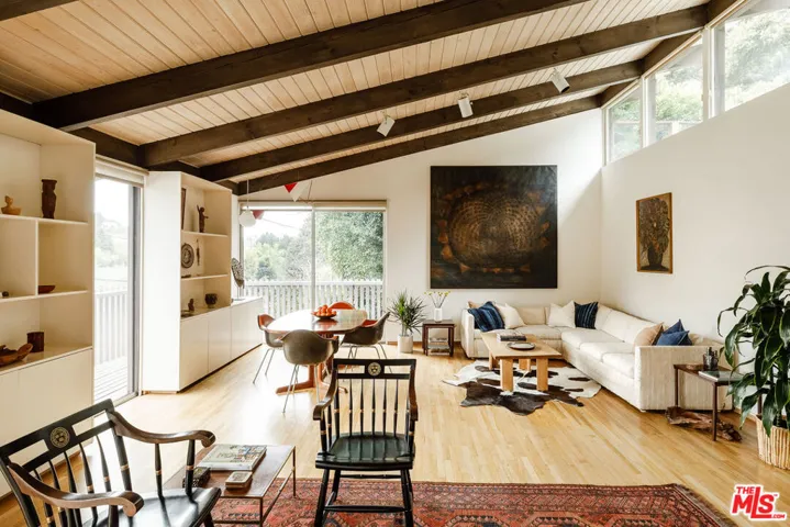 9620 Heather Road, Beverly Hills, California 90210