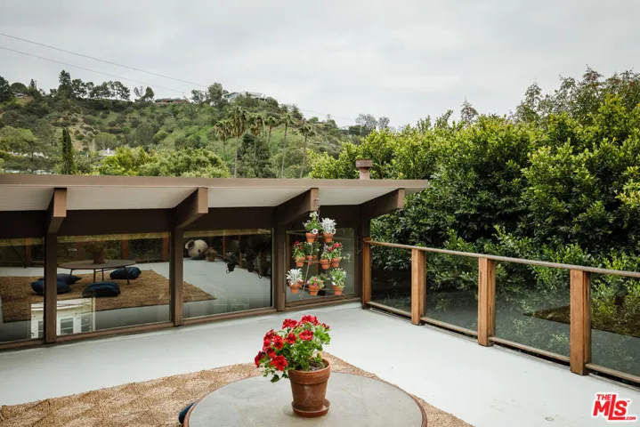 9620 Heather Road, Beverly Hills, California 90210