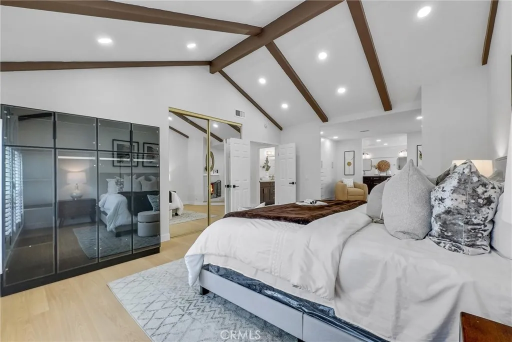 56 Monticello, Irvine, California 92620 home-pic-19