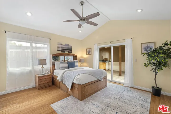 1220 N Sanborn Avenue, Los Angeles, California 90029