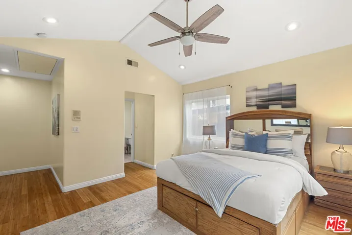 1220 N Sanborn Avenue, Los Angeles, California 90029