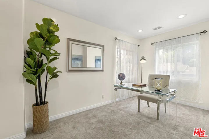 1220 N Sanborn Avenue, Los Angeles, California 90029