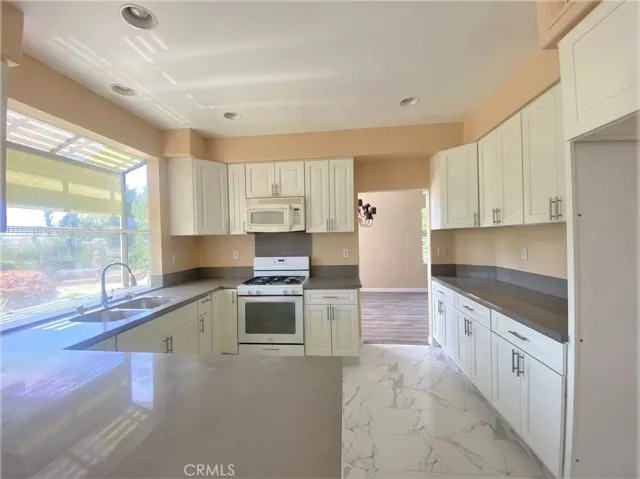15067 Avenida Compadres, Chino Hills, California 91709