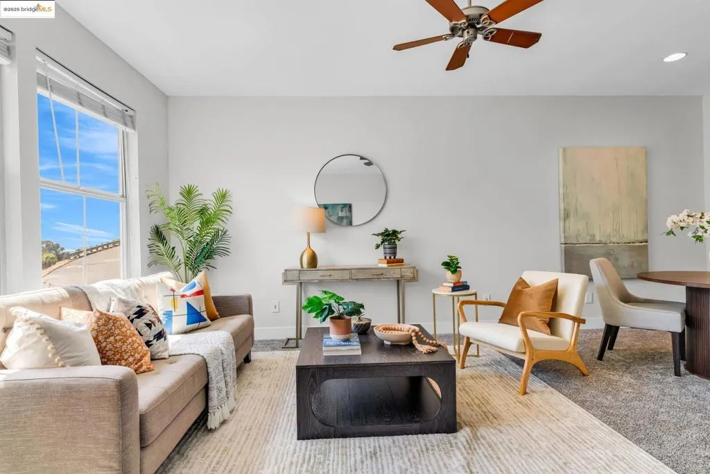 6063 Old Quarry Loop, Oakland, California 94605 home-pic-6