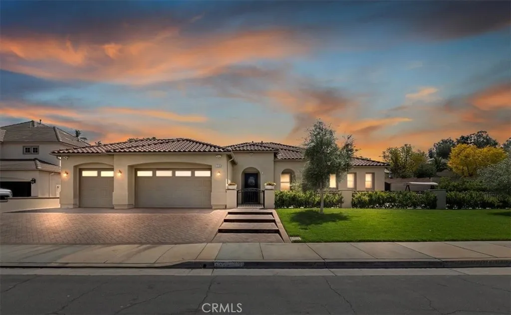 12149 Jonathan Drive, Riverside, California 92503 home-pic-0