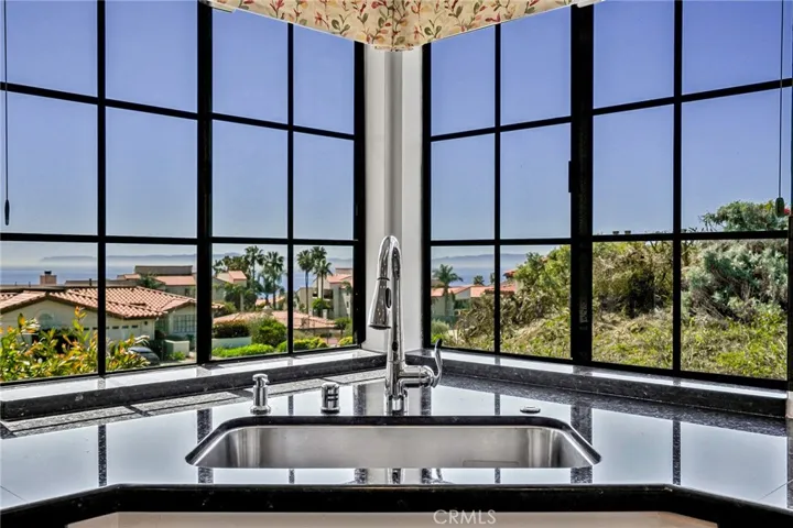 6521 Sandy Point Court, Rancho Palos Verdes, California 90275