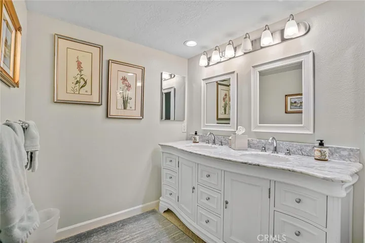 6521 Sandy Point Court, Rancho Palos Verdes, California 90275