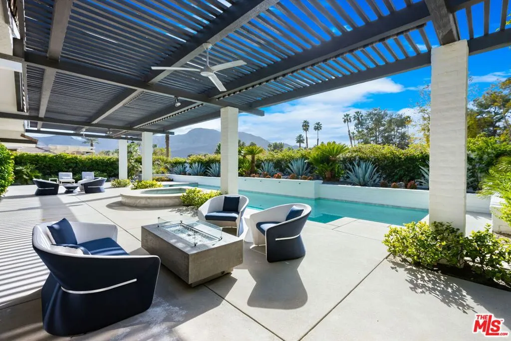 30 Mayfair Drive, Rancho Mirage, California 92270 home-pic-16