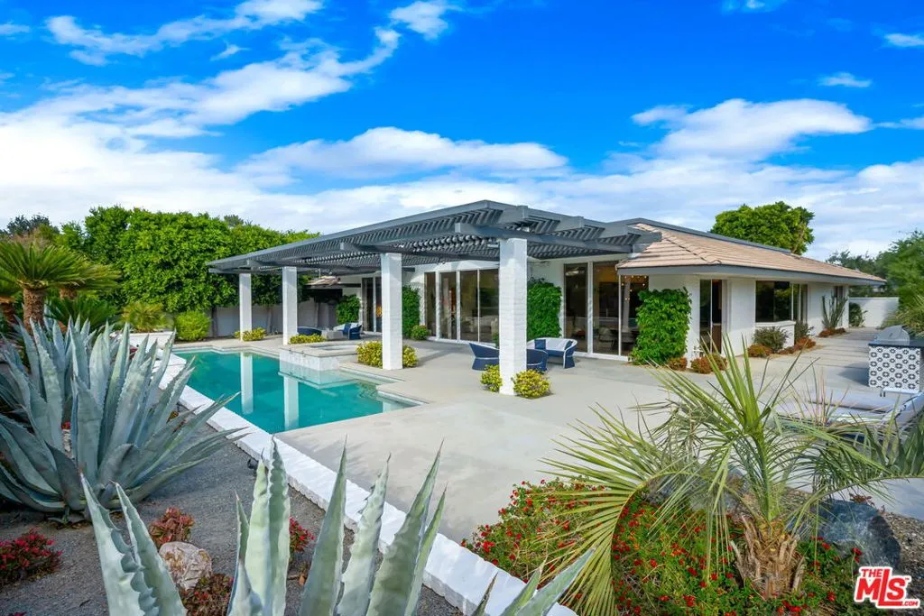 30 Mayfair Drive, Rancho Mirage, California 92270 home-pic-20