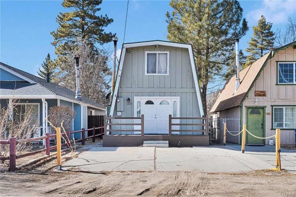 1029 Sequoia Drive, Big Bear City, California 92314 home-pic-26