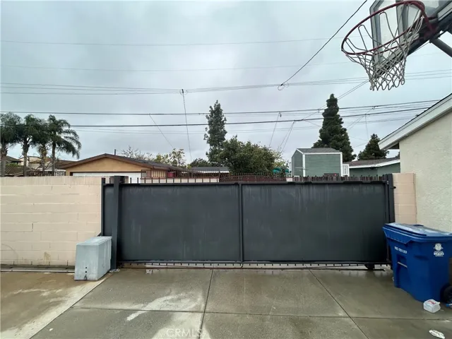 20743 Norwalk Boulevard, Lakewood, California 90715