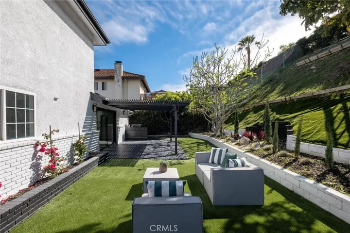 28551 S Montereina Drive, Rancho Palos Verdes, California 90275