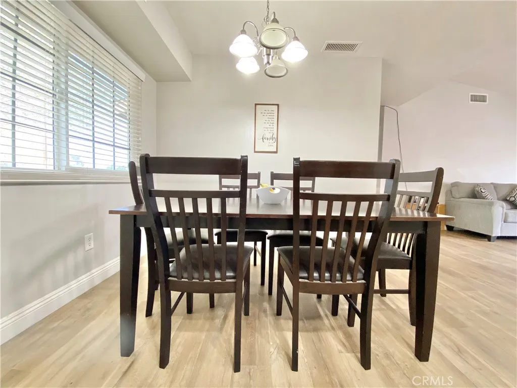 11031 Victor Avenue, Hesperia, California 92345 home-pic-14