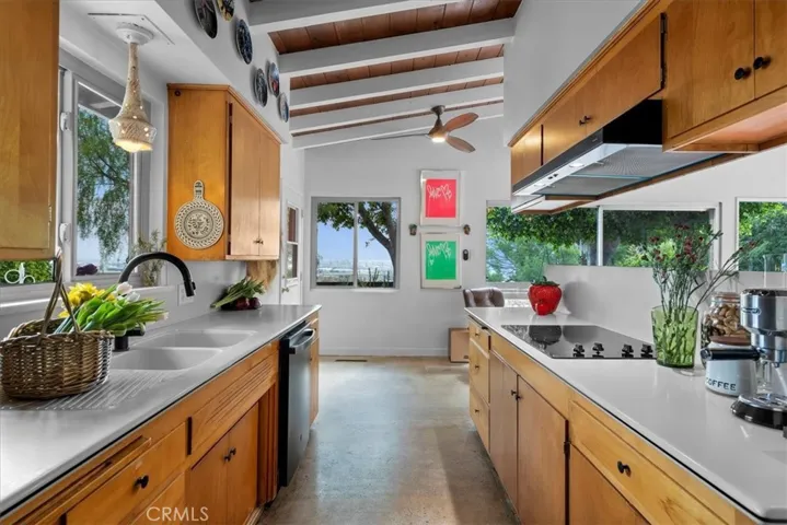 Kitchen with a breakfast area