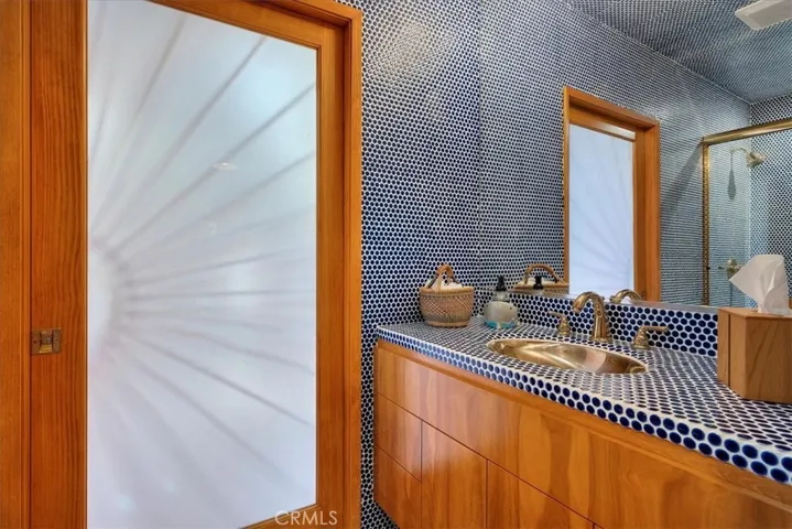 12 Saddle Road, Rancho Palos Verdes, California 90275