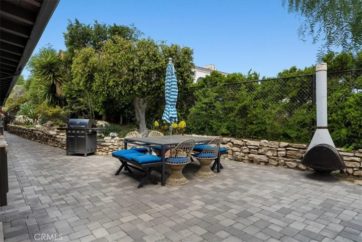 12 Saddle Road, Rancho Palos Verdes, California 90275
