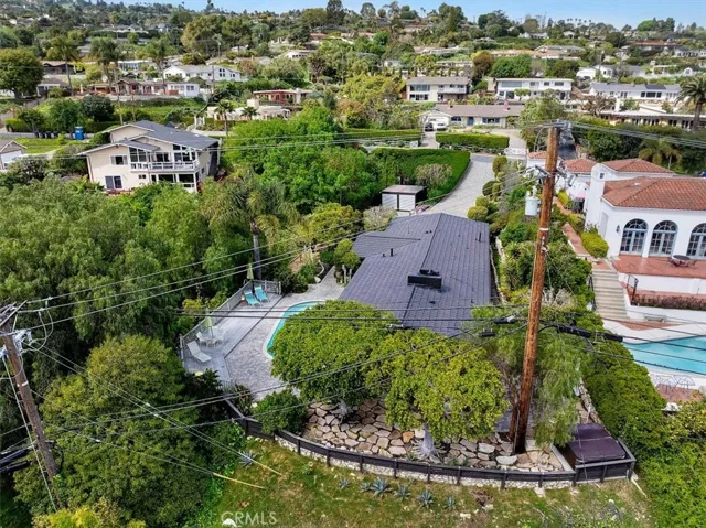 12 Saddle Road, Rancho Palos Verdes, California 90275