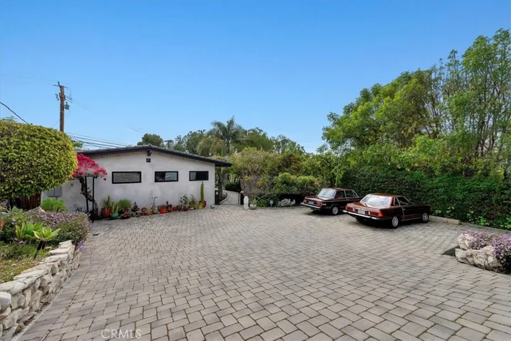 12 Saddle Road, Rancho Palos Verdes, California 90275