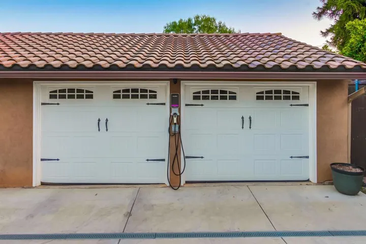 1321 Friends Way, Fallbrook, California 92028