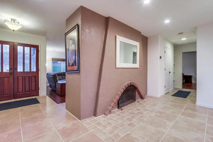 1321 Friends Way, Fallbrook, California 92028
