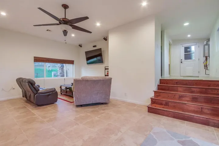 1321 Friends Way, Fallbrook, California 92028