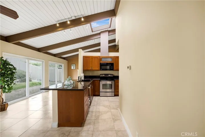 10474 Alta Loma Drive, Rancho Cucamonga, California 91737