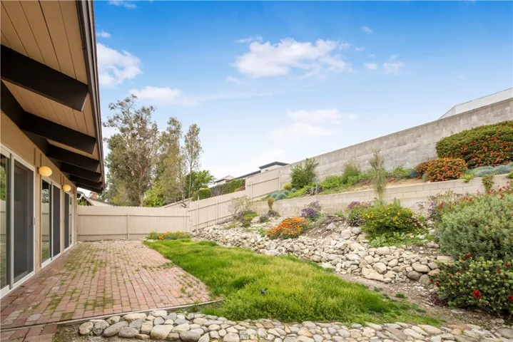 10474 Alta Loma Drive, Rancho Cucamonga, California 91737