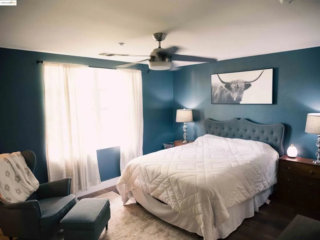 4464 Owens St 104, Corona, California 92883 home-pic-11