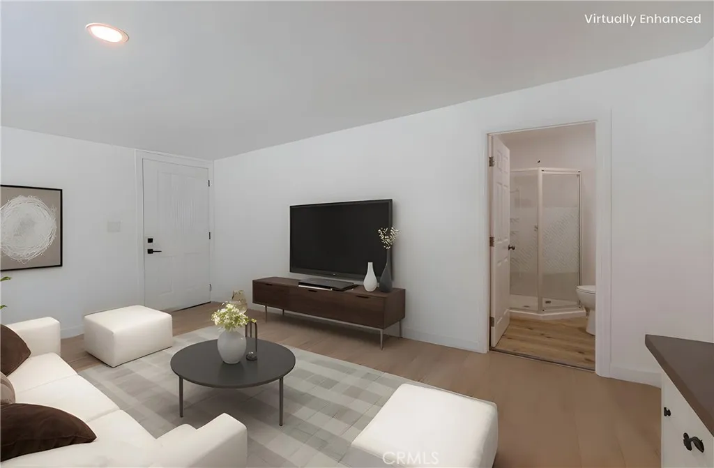 11917 Burton Street, North Hollywood, California 91605 home-pic-35