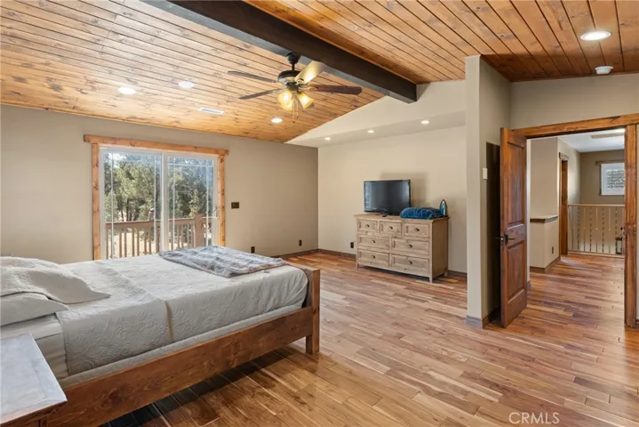 1985 Golden Rod Avenue, Big Bear City, California 92314