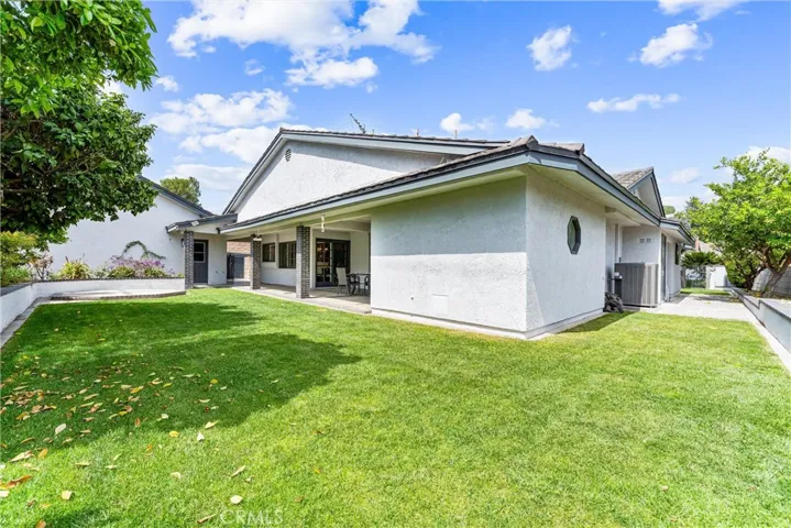 Plenty of yard space for little ones, or games of darts or Corn Hole. Oh, so many options.
