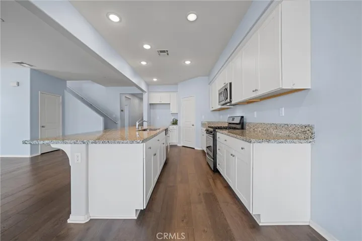 40238 Peonza Lane, Palmdale, California 93551