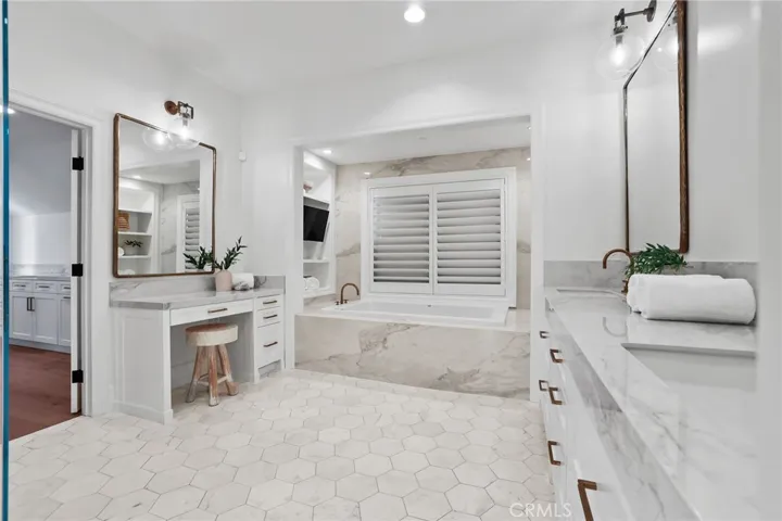 48 Panorama, Coto De Caza, California 92679