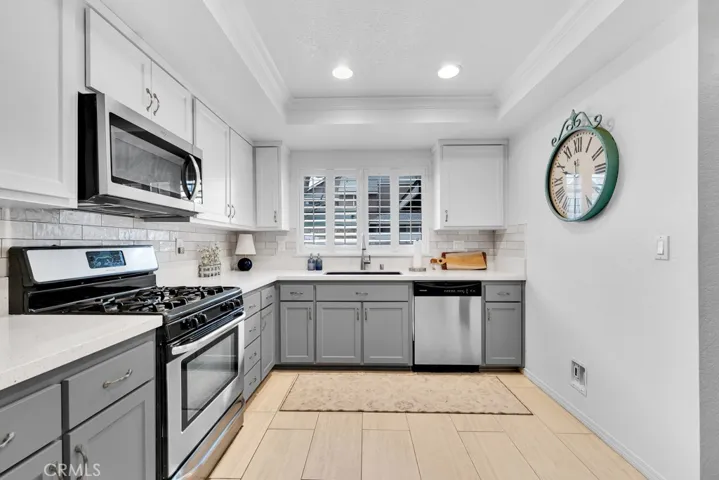 1818 Rory Lane 3, Simi Valley, California 93063