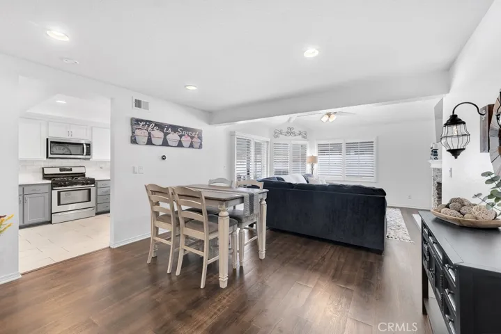 1818 Rory Lane 3, Simi Valley, California 93063