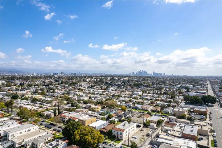 3044 Edgehill Drive, Los Angeles, California 90018