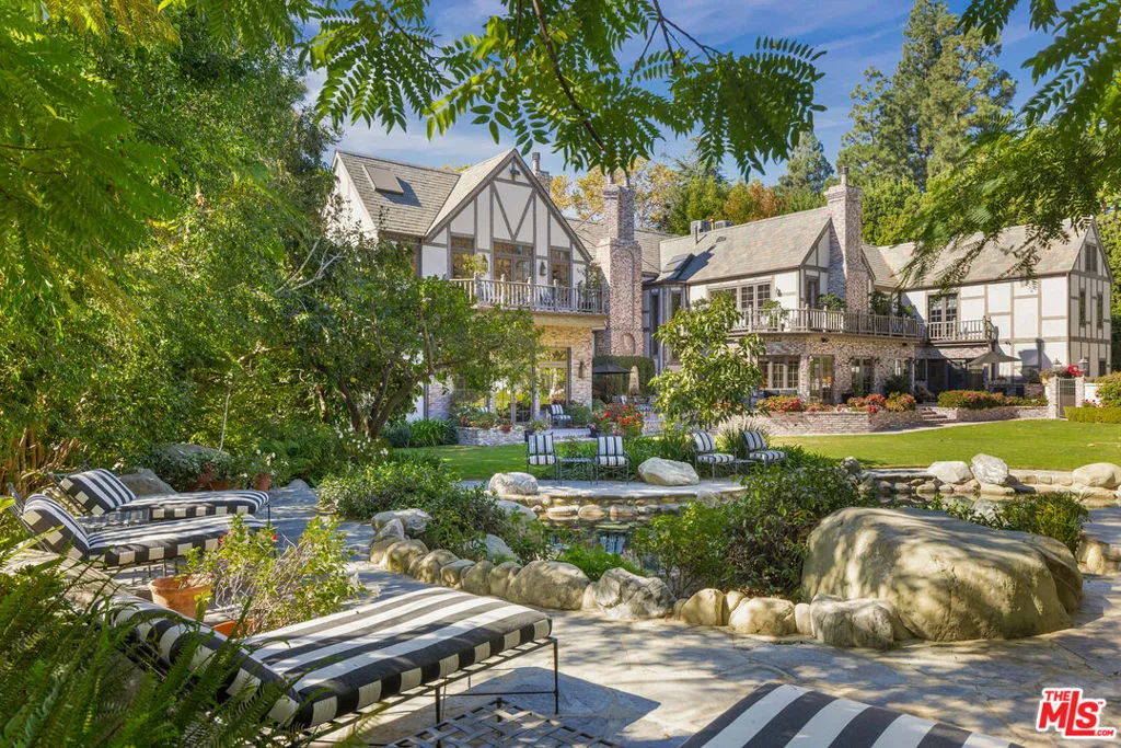 1006 N Rexford Drive, Beverly Hills, California 90210 home-pic-34