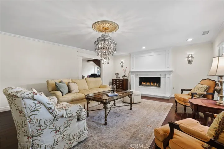 18382 Taft Avenue, Villa Park, California 92861