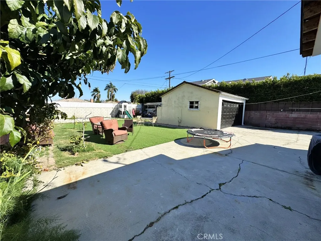 9416 La Salle Avenue, Los Angeles, California 90047 home-pic-23