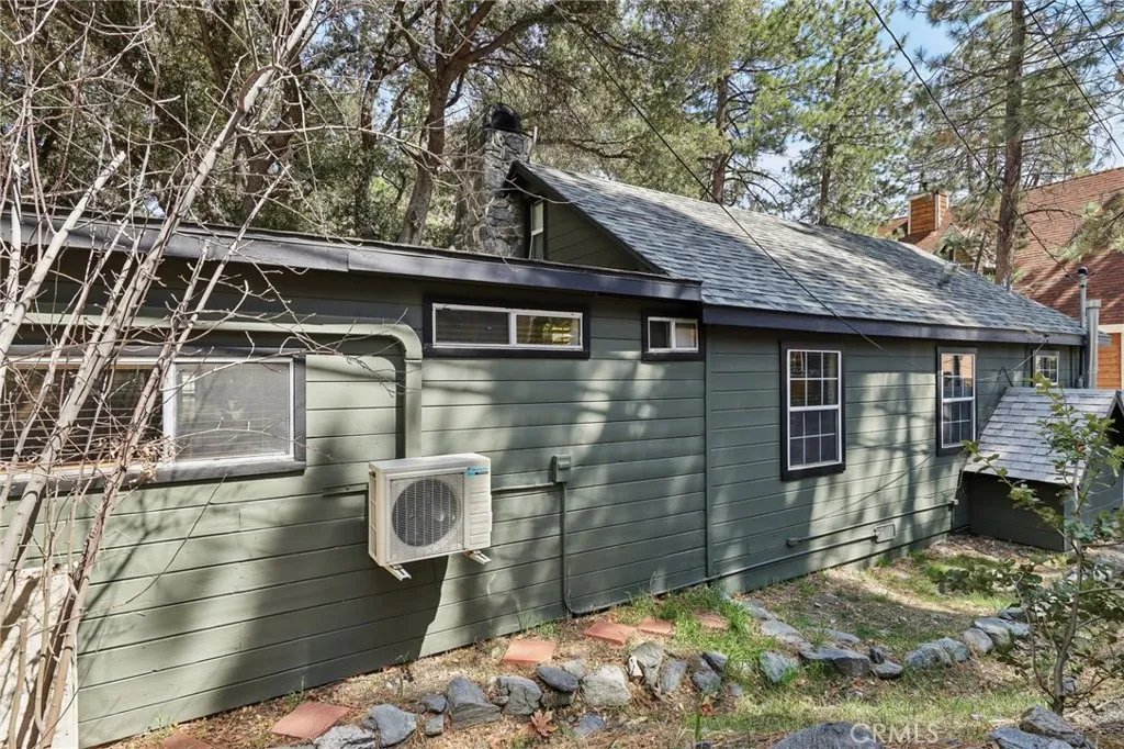 1707 Thrush Road, Wrightwood, California 92397 home-pic-53