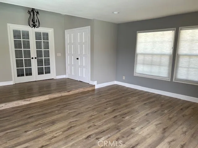 Front room raised entry