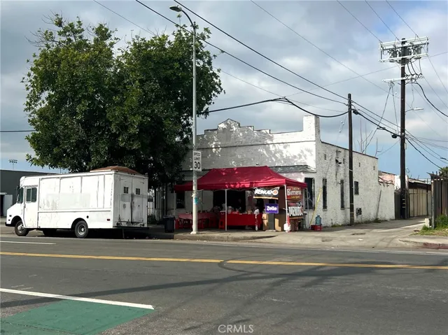 8619 Avalon Boulevard, Los Angeles, California 90003