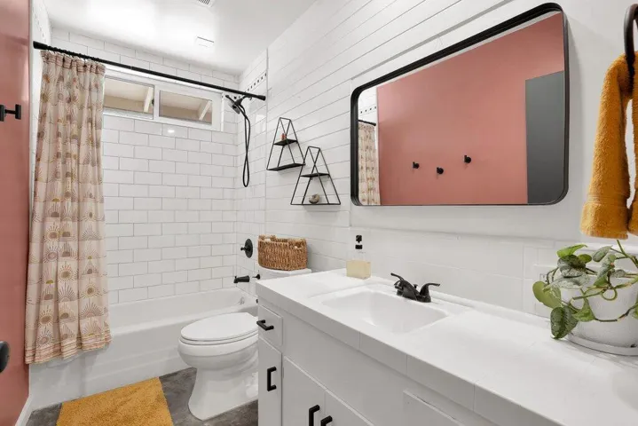 bathroom #2