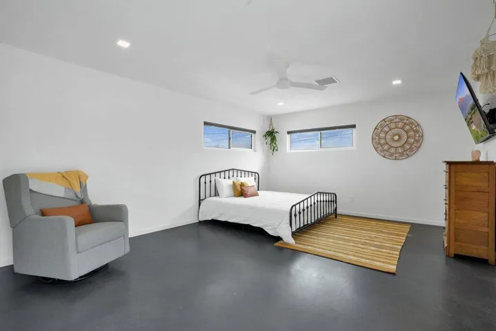 bonus room