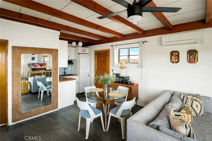 3370 Moonglow Road, 29 Palms, California 92277