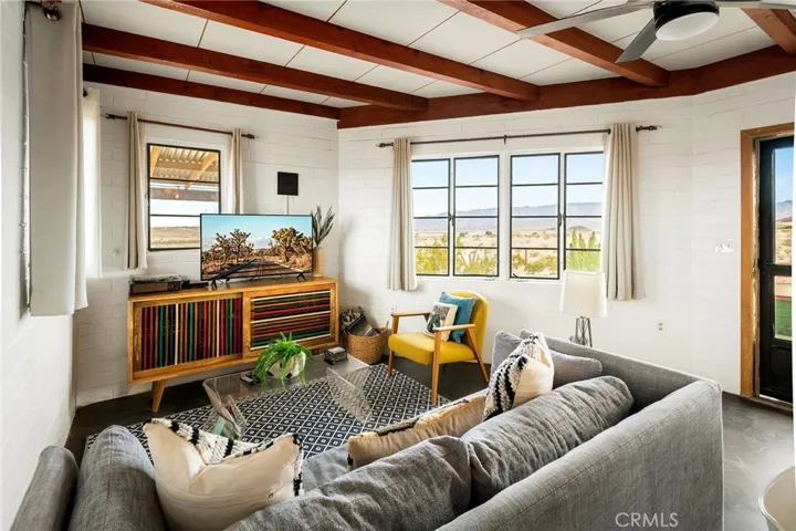 3370 Moonglow Road, 29 Palms, California 92277