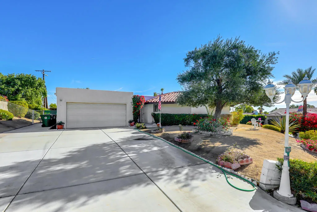 42980 Cerritos Drive, Bermuda Dunes, California 92203 home-pic-2