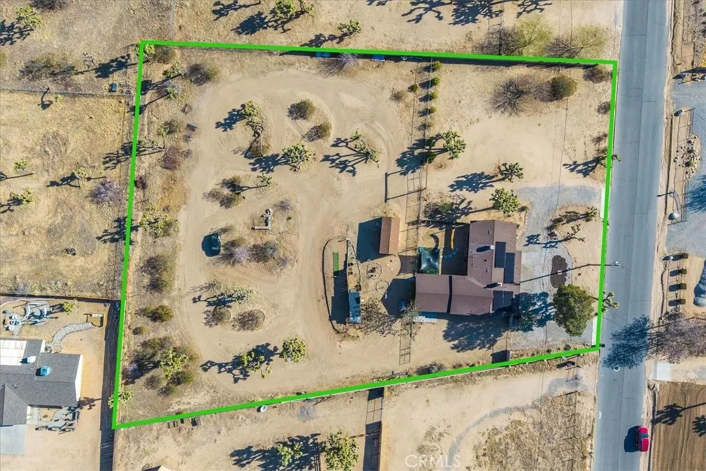 7341 Joshua View Drive, Yucca Valley, California 92284 home-pic-40