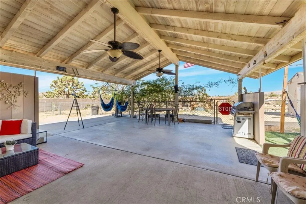7341 Joshua View Drive, Yucca Valley, California 92284 home-pic-21